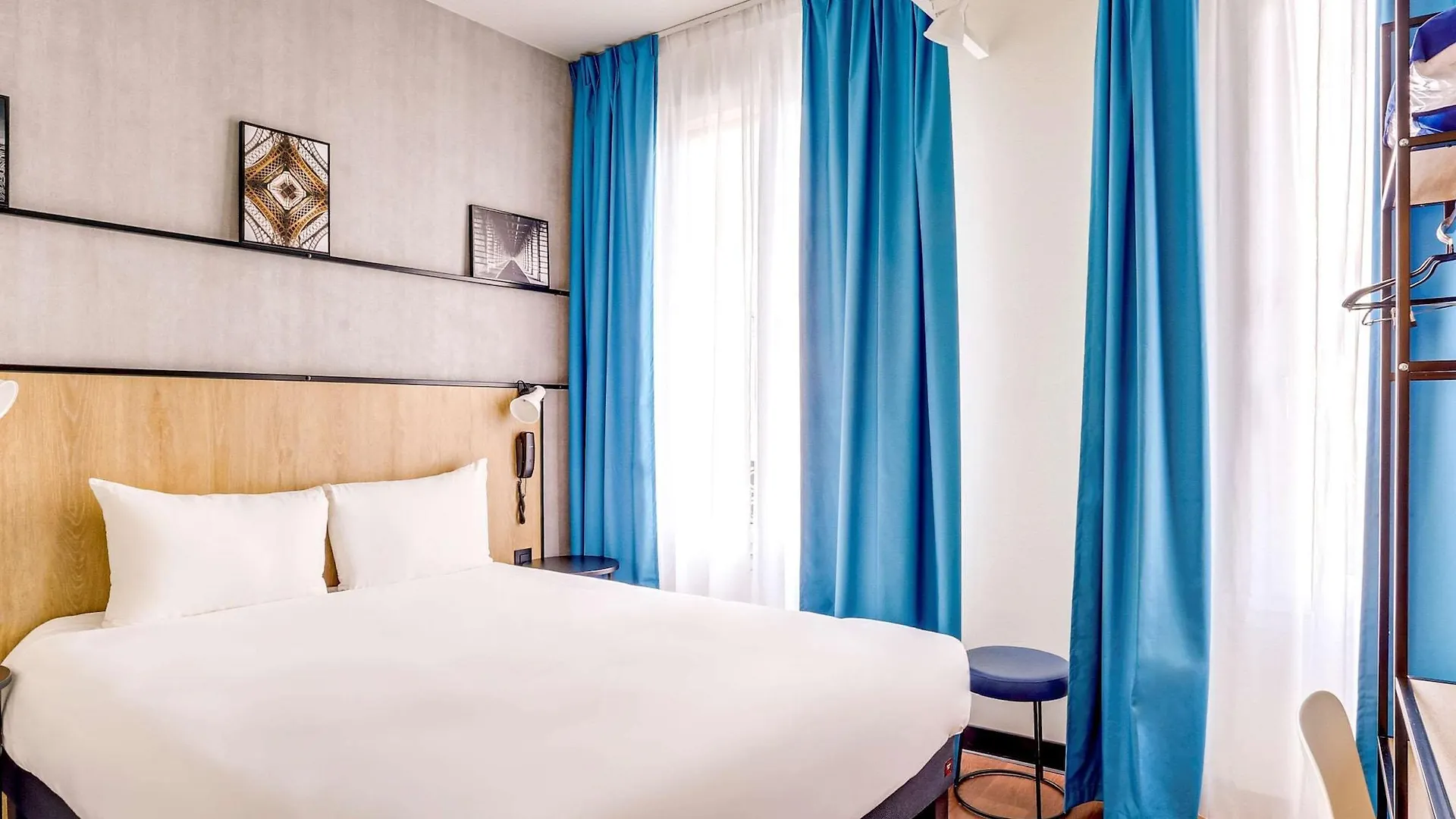 Ibis Daumesnil Porte Doree Hotel 3*