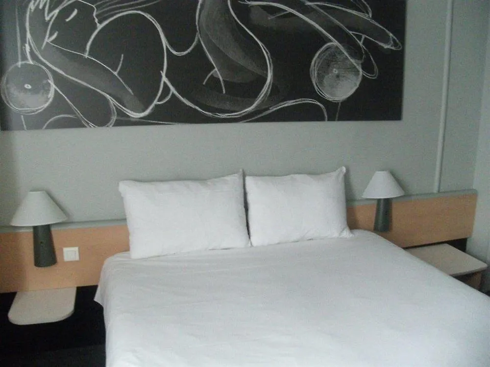 Ibis Daumesnil Porte Doree Hotel Paris